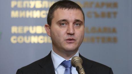 Ремонт на бюджета, повече пари за отбрана и МВР