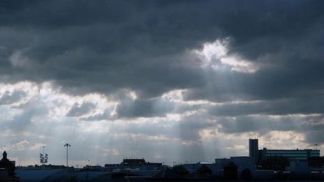 Ветровито, с умерен северозападен вятър