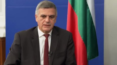Властта говори! Открито във фейсбук