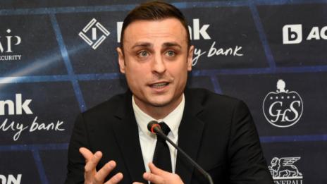 Бербатов би играл в Китай, но при достатъчно добра оферта