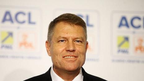 Румънският президент Клаус Йоханис подписа указа за назначаването на новото правителство