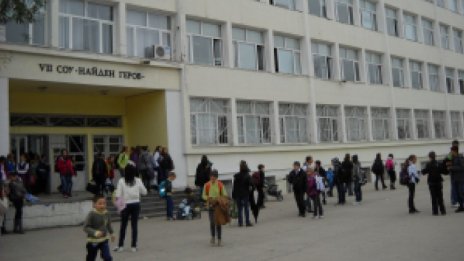 Близо 400 украински деца искат да учат във варненски училища