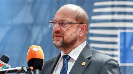 ЕС обмисля ”спиране на часовника” до референдума в Гърция