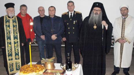 Хитрино отбеляза годишнина от трагедията с молебен и курбан