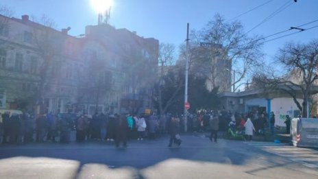 Издадоха 11 008 безплатни персонални карти за градския транспорт във Варна