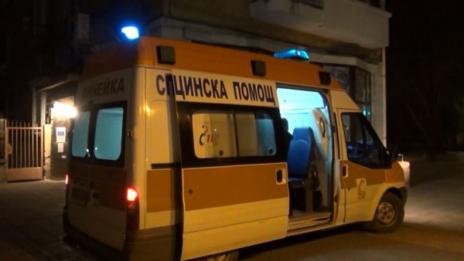 Тийнейджър препи и припадна в центъра на Пловдив