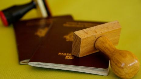 Обвинените в тежки престъпления – връщат лични карти!?