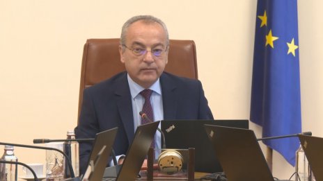 Кабинетът одобри еднократни помощи от 300 лв. за отопление