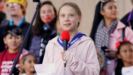Заподозряха Русия, че финансира Грета Тунберг 