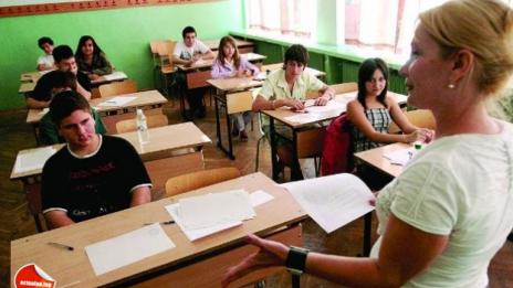 Учителка от Перник взриви системата: Да преподаваме е последната ни грижа
