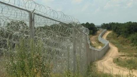 Има добра ефективност в охраната на границите, заяви Филип Гунев  