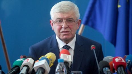 Министър Ананиев призова работещите в здравеопазването към търпение и съдействие