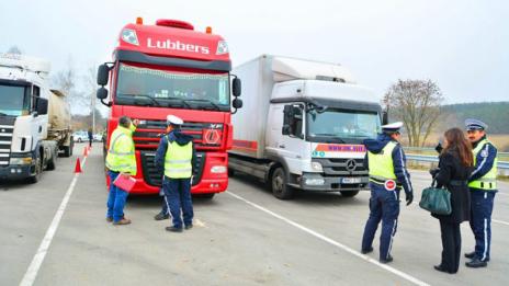 КАТ започва проверки на камиони и автобуси 
