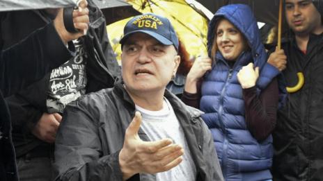 160 000 подписа в петиция: Слави, поведи ни!
