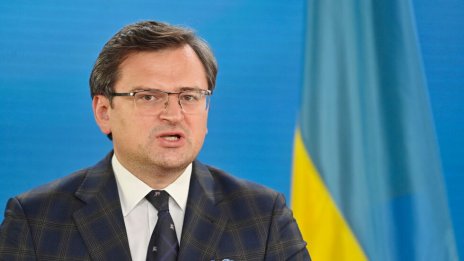 Украинският външен министър замина за Пекин