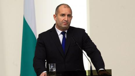 Радев оптимист &ndash; очаква по-добри времена за армията