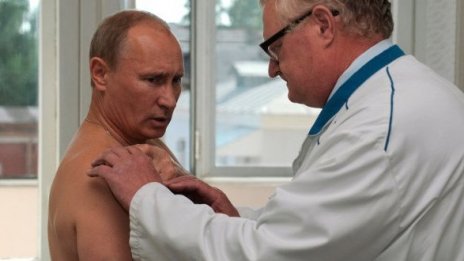 Говорит Москва! Агент на ФСБ разкри: Лекарите дават 3 г. живот на Путин
