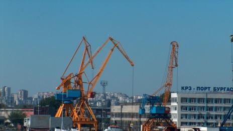Заради смяна на директора напрежение на пристанище Бургас