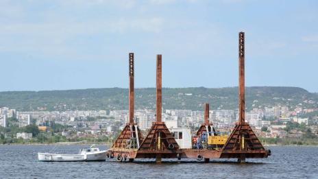 Започна ремонт на транспортиращ подводен водопровод във Варна