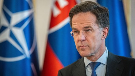 Рюте: Русия обмисля разполагането на ядрени оръжия в космоса