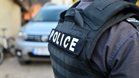 Арестуваха двама във Варна, разследвани в Люксембург за 5 престъпления