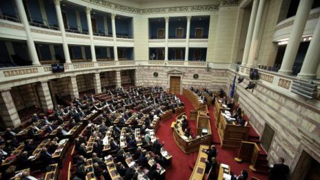 В гръцкия парламент отложиха гласуването на договора от Преспа