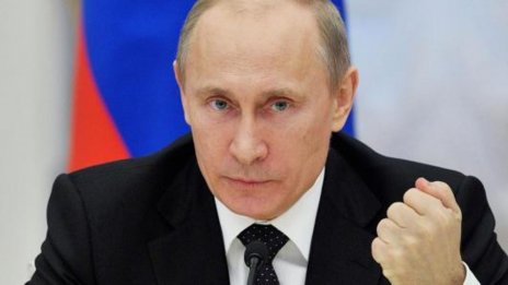 Путин награди посмъртно екипажа на разбилия се в Турция самолет