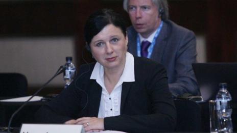 Обвиниха еврокомисар Йоурова за връзки с Борисов