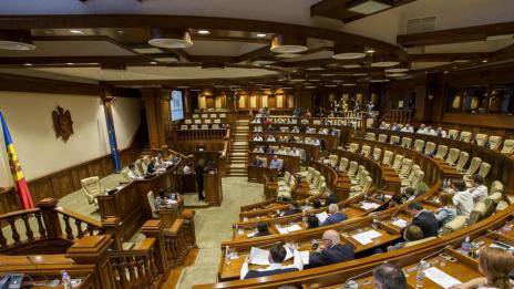 Свалиха правителството на Молдова 