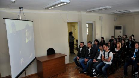 Варненски ученици се срещнаха с Темида