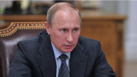 Путин се появи с гръм и трясък