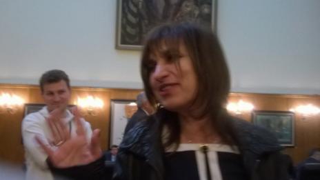 Каката на премиера дебютира в парламента... Хареса й