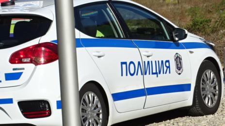 Намериха труп на млада жена край Перник