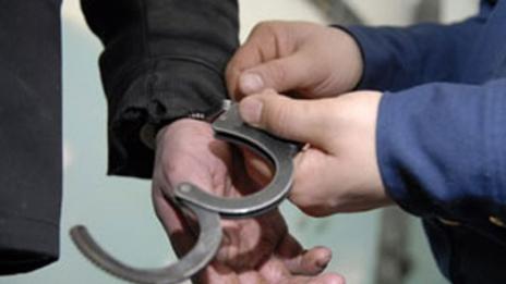 Постоянен арест за варненец, задържан с фалшиви евро