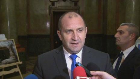 Президентът призова да не се поддаваме на страх и паника пред коронавируса
