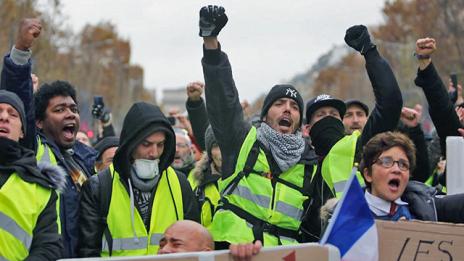 "Жълтите жилетки" отново излязоха по улиците в цяла Франция