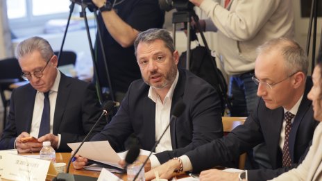 Делян Добрев: Асен Василев уби и самоуби всички лица на промяната