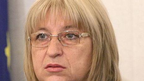  Проверяват Агенцията по вписванията по нареждане на Цачева