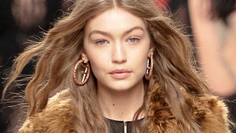 Джиджи Хадид отпада от ревюто на Victoria's Secret  