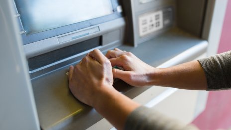 Руснаците изпразниха банкоматите