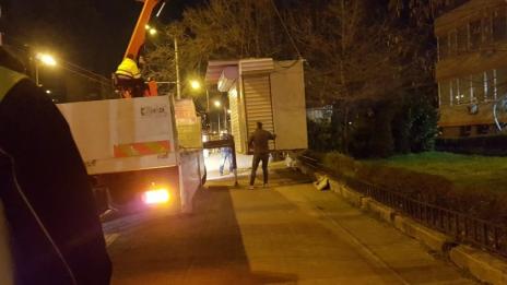  Демонтираха павилионите пред болница "Св. Иван Рилски" 