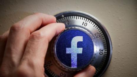 Трикове във Facebook