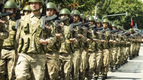 18 г. НАТО – 14 г. без казарма. Равносметката: Къде бяхме, сега къде сме?