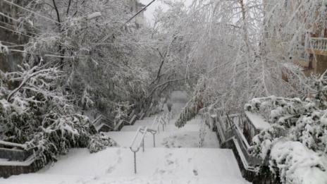 Жълт код за сняг и поледици в Северна България