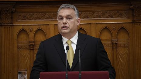 В Унгария приеха пакет закони, криминализиращи помощта за нелегални мигранти