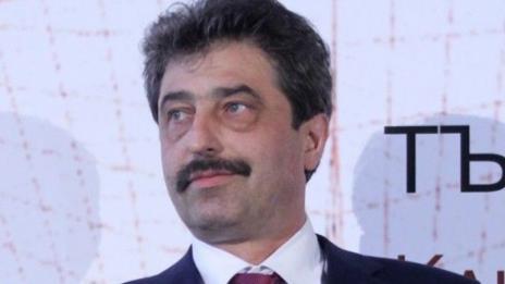 Цветан Василев остава без завода си в Сърбия