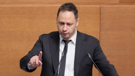 Петър Витанов: Замразяваме депутатските заплати