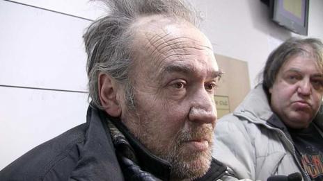 Оцелял от пожара в тютюневите складове твърди, че клошарят не е виновен