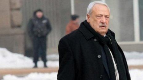 Стотици изпратиха Иван Гарелов в последния му път