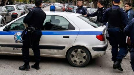 Евакуираха две станции от метрото в Атина след сигнали за бомба